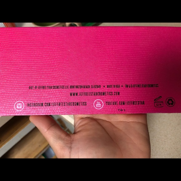 JEFFREE STAR COSMETICS Androgyny Eyeshadow Palette Eyes Makeup EUC - Picture 10 of 11